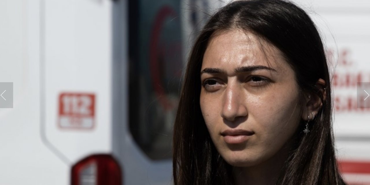 Hatay'da depremi yaşayan sağlıkçılar, kendi acılarına rağmen görevi bırakmadı