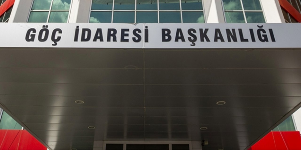 Bir haftada 1987 düzensiz göçmen sınır dışı edildi