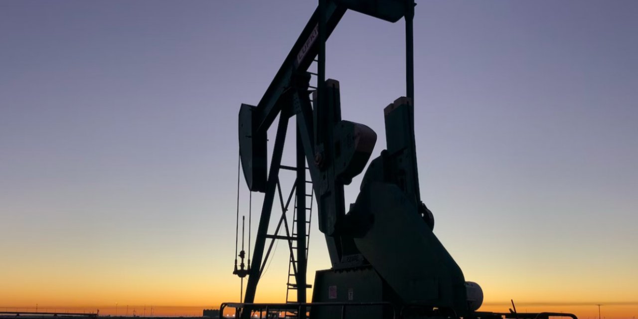 Kazakistan, Almanya'ya petrol sevkiyatına başladı