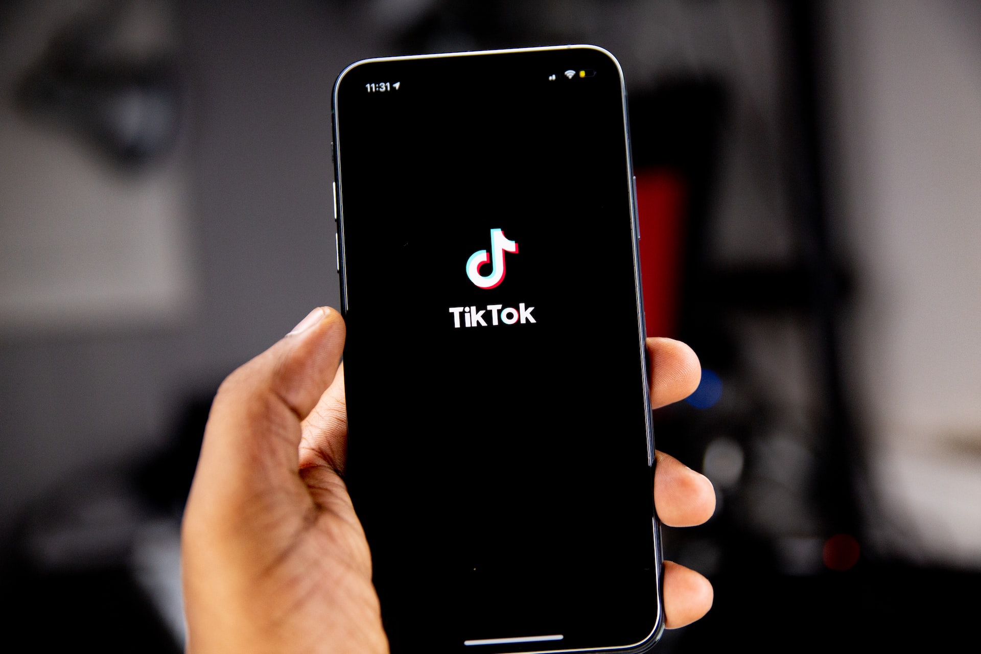 ABD'de Biden yönetimi TikTok'la ilgili yeni düzenlemeleri gözden geçiriyor