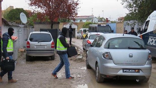 Avrupa'da IŞİD operasyonu: 3 tutuklama