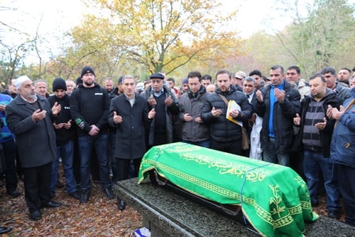 Minik Muhammed gözyaşlarıyla uğurlandı
