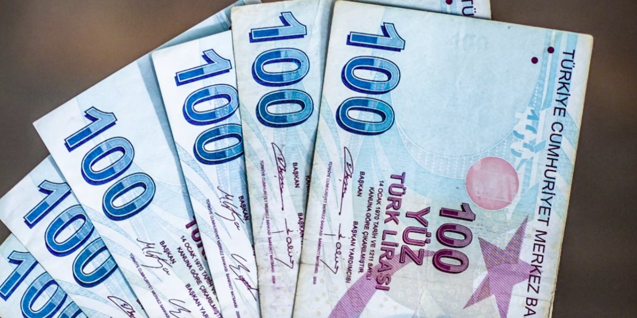 Fitch, Türkiye’nin kredi notunu teyit etti