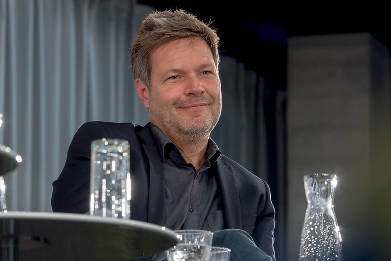 Robert Habeck kimdir?