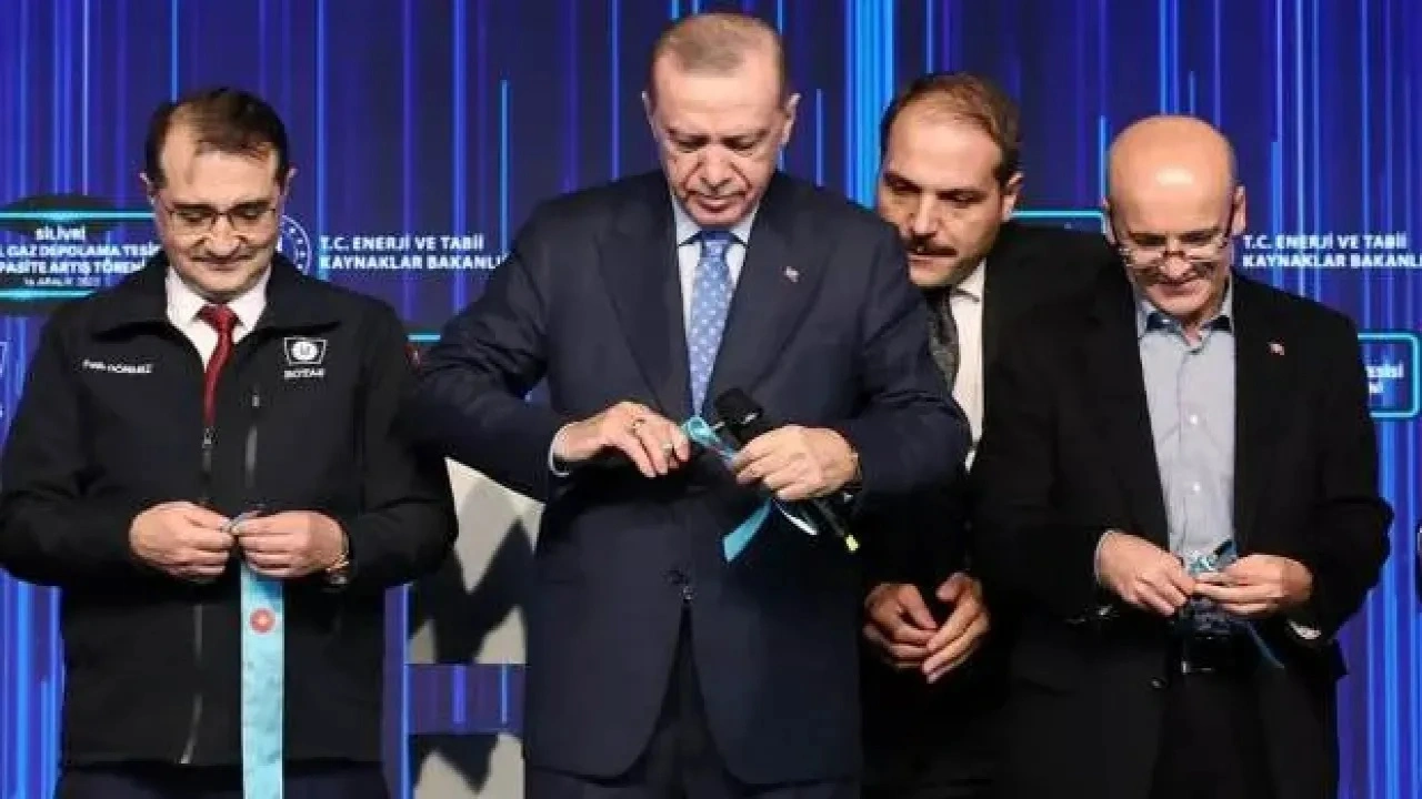 Reuters, AK Parti'li isimlerle konuştu: 'Şimşek'in yanıtı Erdoğan'ın işini zorlaştırdı'