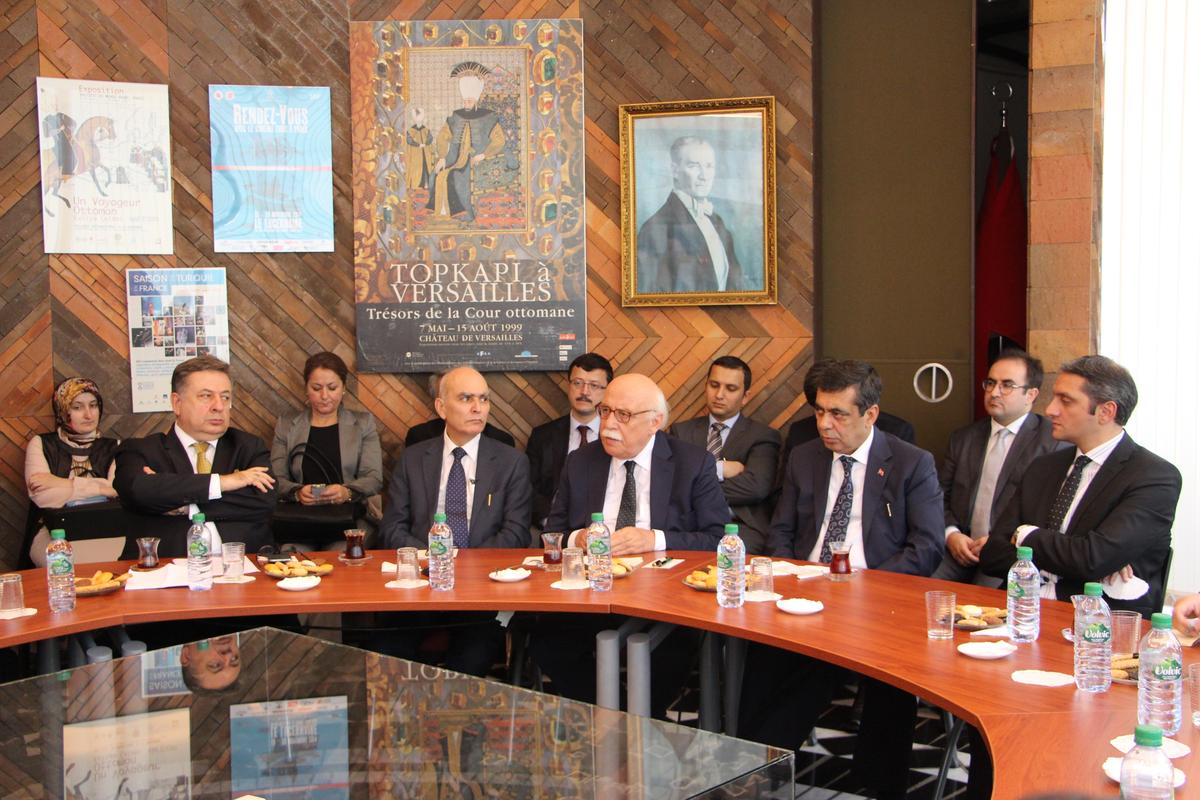 Avrupa'daki Türkçe öğretmenlerine düzenleme geliyor