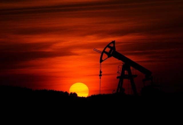 Kazakistan Almanya’ya 100 bin ton petrol gönderecek