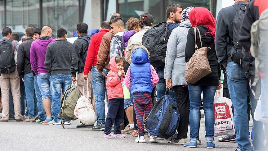 'Almanya'nın her yıl yaklaşık 500 bin göçmene ihtiyacı var'