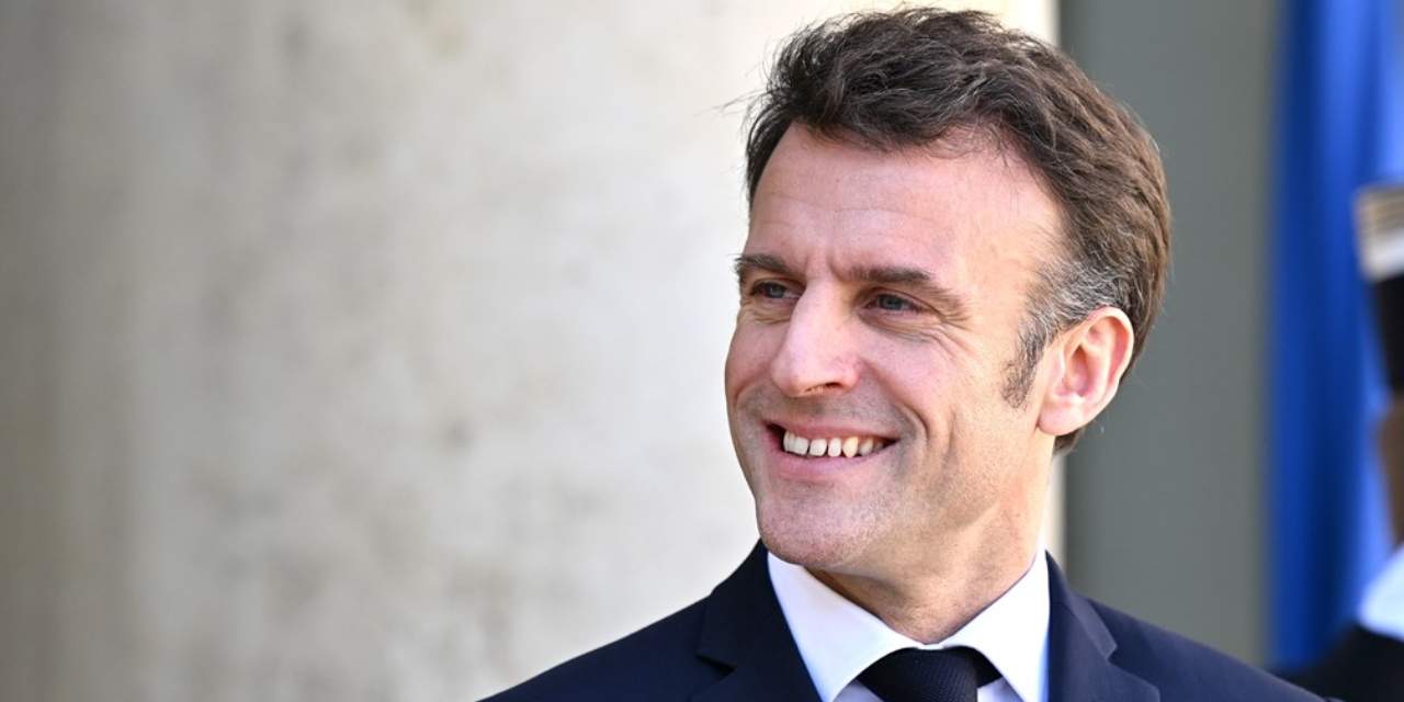 Macron'un mağaza ziyaretinde Fransız halkından tepki