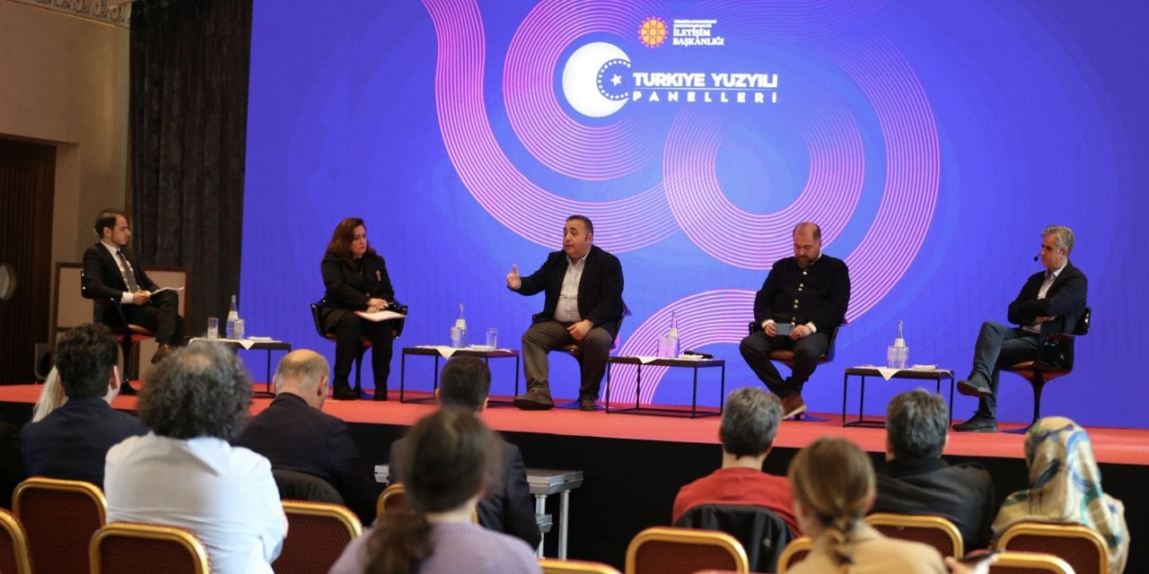 "Türkiye Yüzyılı" panel serisinin ilki Köln'de yapıldı