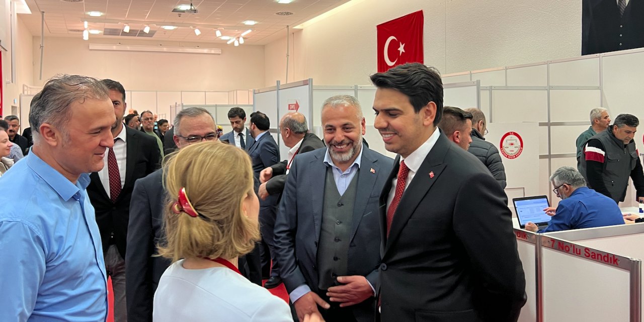 YTB Başkanı Eren Düsseldorf'da açıklamalarda bulundu