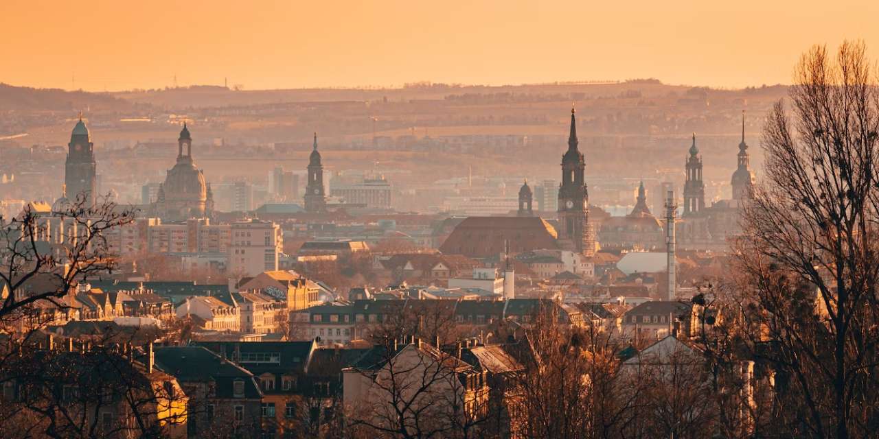 Dresden kentindeki Fatih Camisi kundaklanmaya çalışıldı