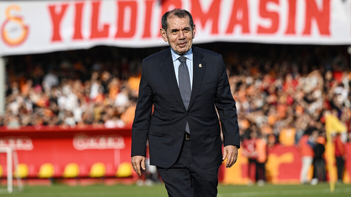 Dursun Özbek: Stuttgart ile Almanya'da maç yapacağız