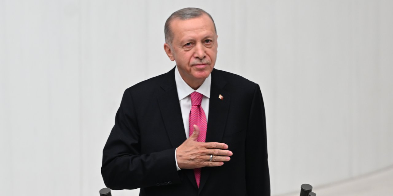 Erdoğan, Bahçeli'den mazbatasını aldı