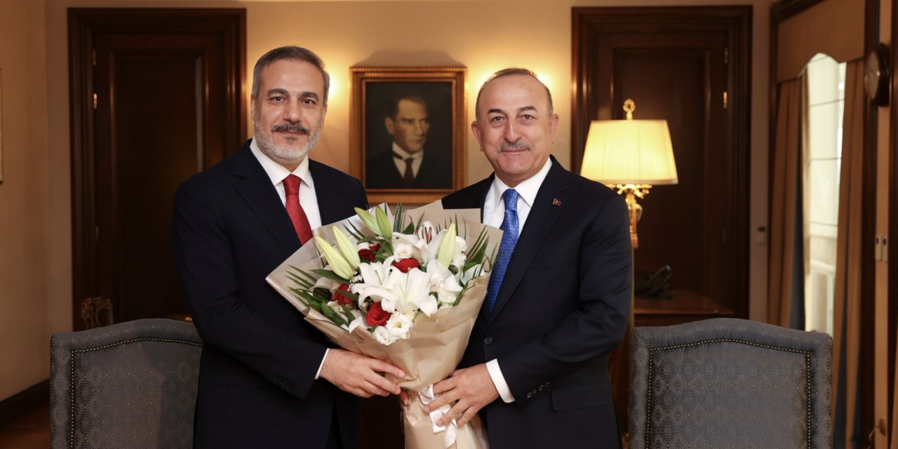Türkiye'de bir ilk: Eski MİT Başkanı, Dışişleri'ni devraldı