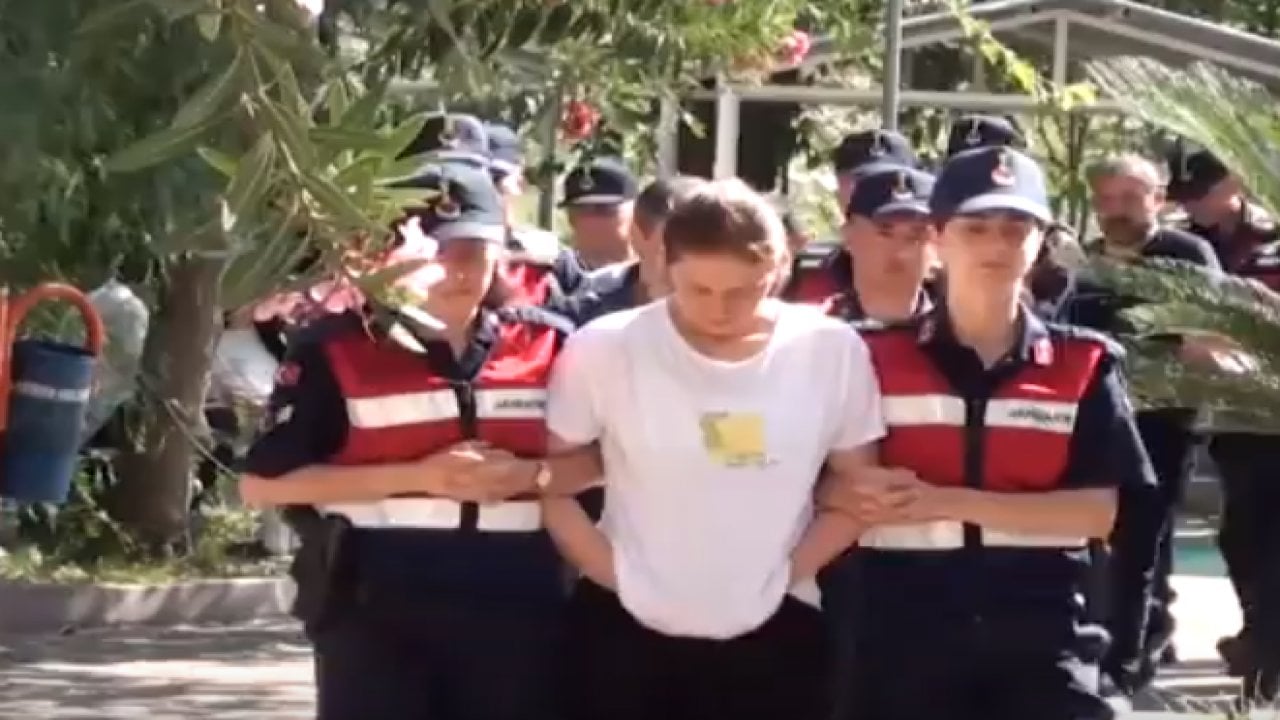 Ukranya'lı Iryna Antalya'da çete lideri oldu