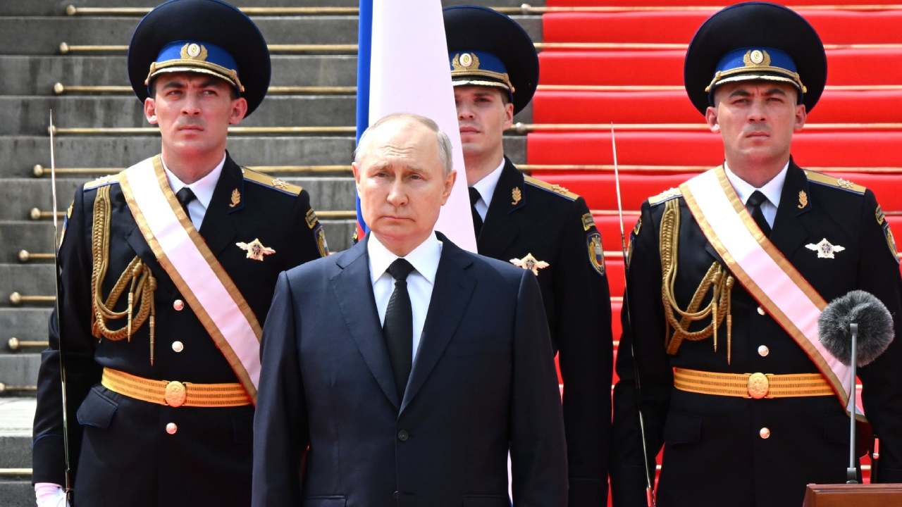 Putin’den Kur’an-ı Kerim çıkışı: Suçtur!