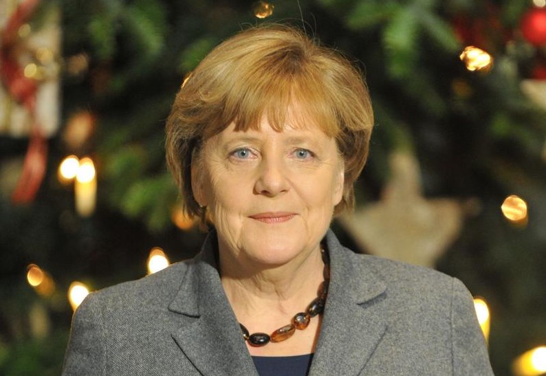 Merkel hükümeti 'sığınmacı' krizinde uzlaştı