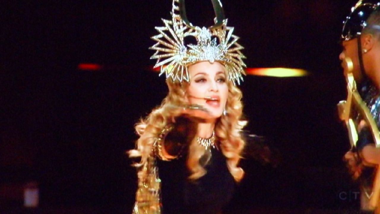 Ünlü şarkıcı Madonna hastaneye kaldırıldı: Bilinci kapandı!