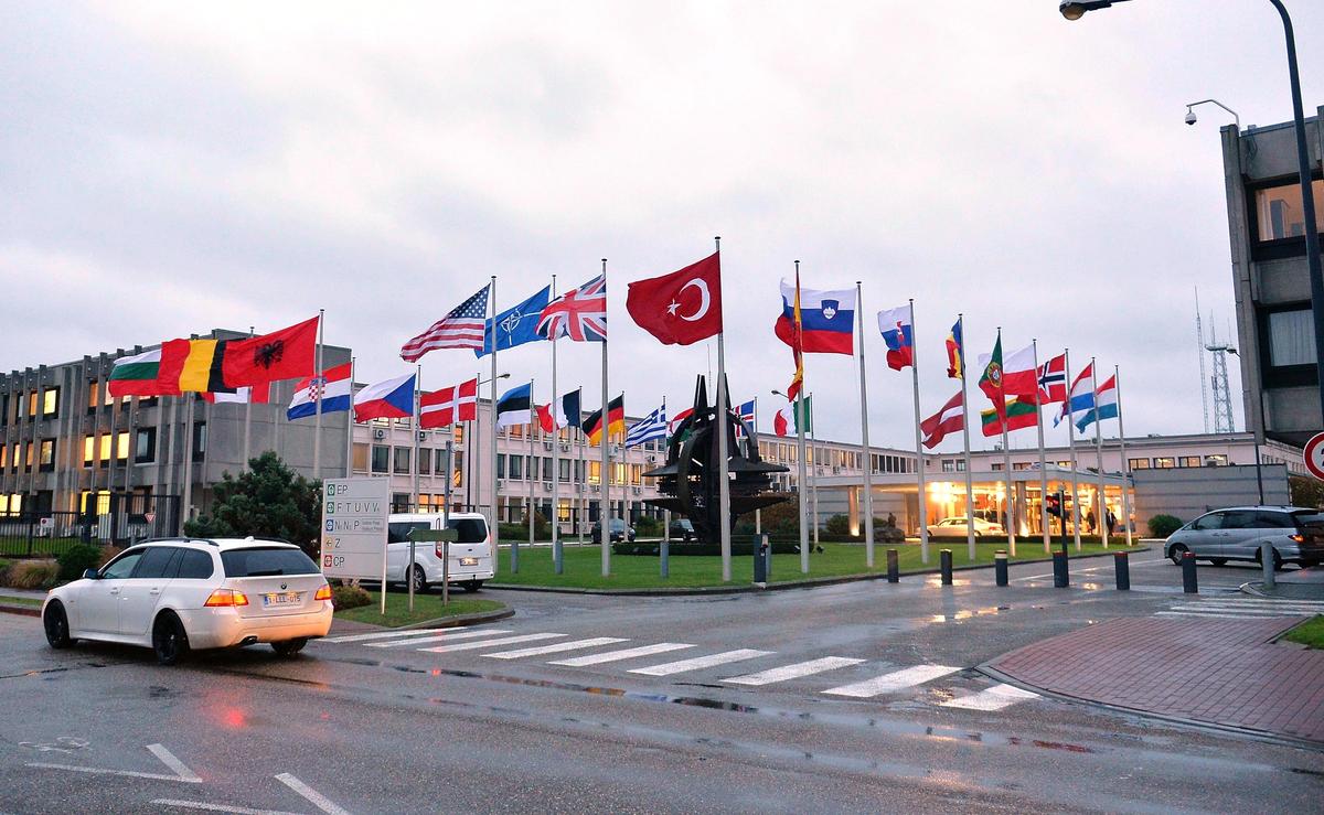 Türkiye’ye 'NATO’ya fazla güvenmeyin' uyarısı