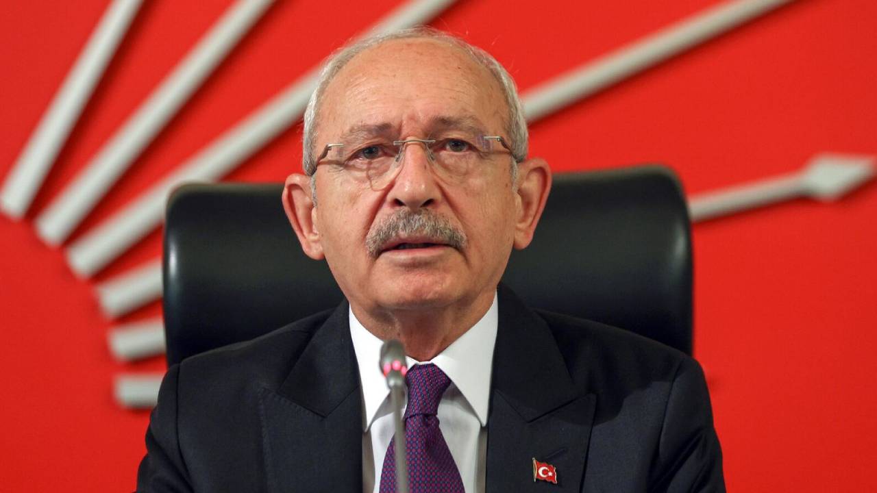 AK Parti'li vekil: "Kılıçdaroğlu tarihin tozlu sayfalarında yok olacak"