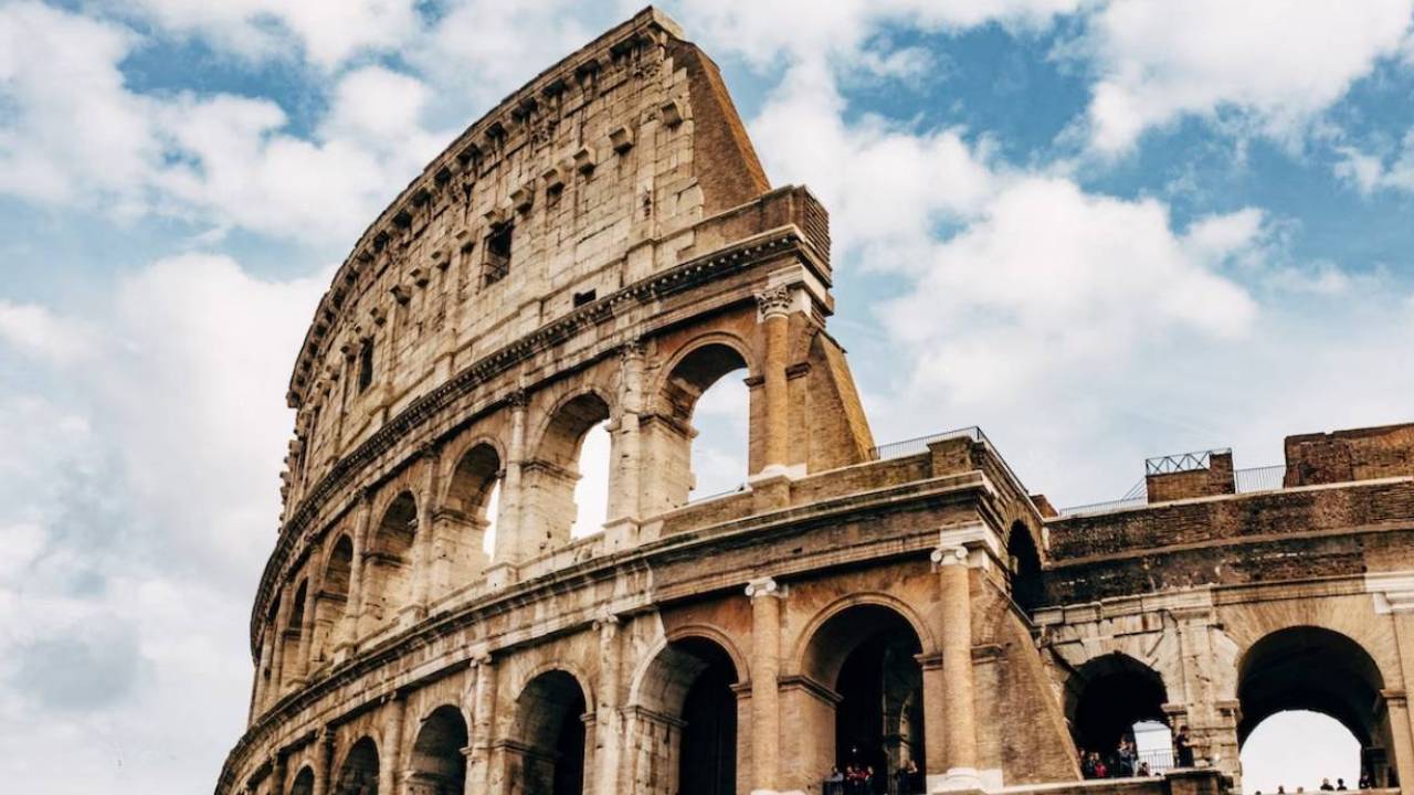 Kolezyum'u tahrip eden turist, mektup yazarak özür diledi