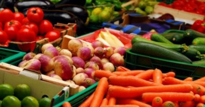 NDR: Alman marketlerinde satılan sebze ve meyveler sağlıksız