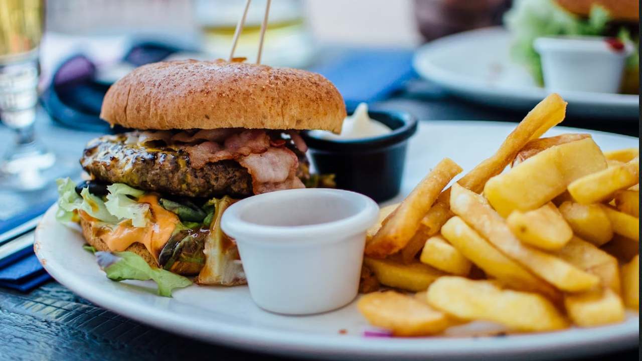 Geleceğin tadı: Almanya'daki 'sanal yiyecek restoranı' gündem oldu!