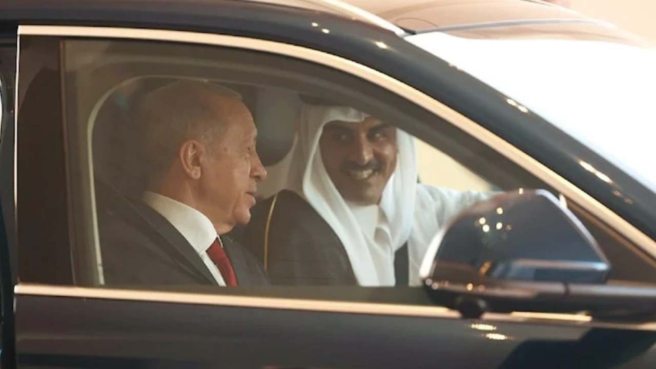 Erdoğan'dan Katar Emiri'ne araba hediyesi
