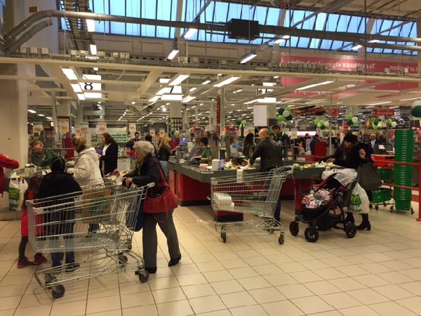 Süpermarketlerde otopark cezası başladı
