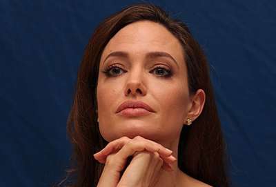 Angelina Jolie'den Merkel'e övgü