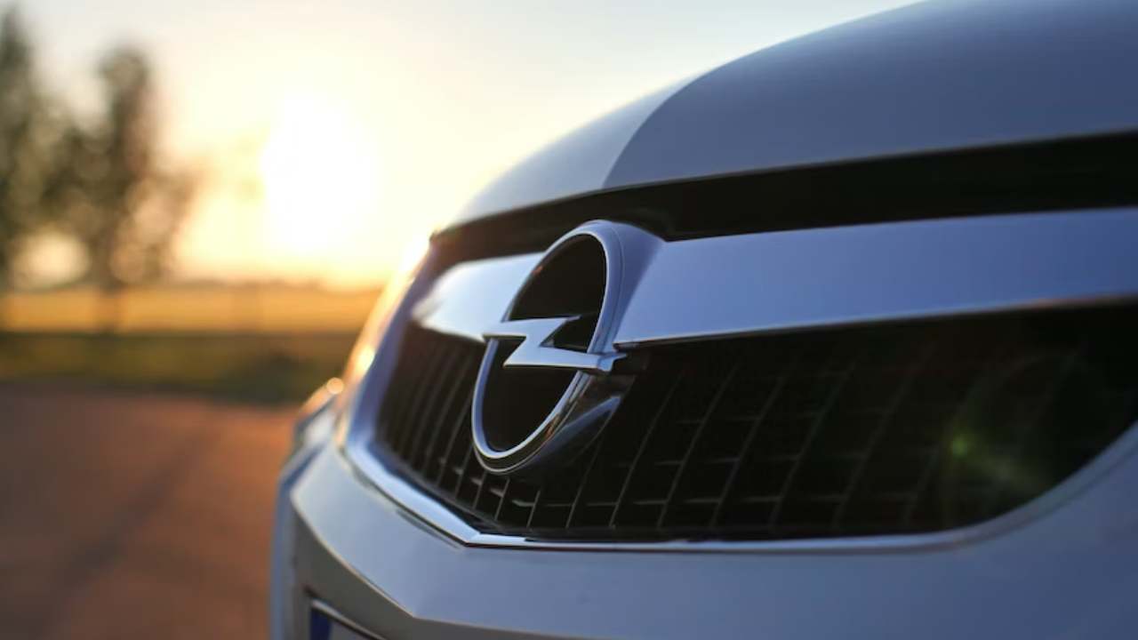 Alman otomobil devi Opel, tutkunlarına müjdeli haberi verdi
