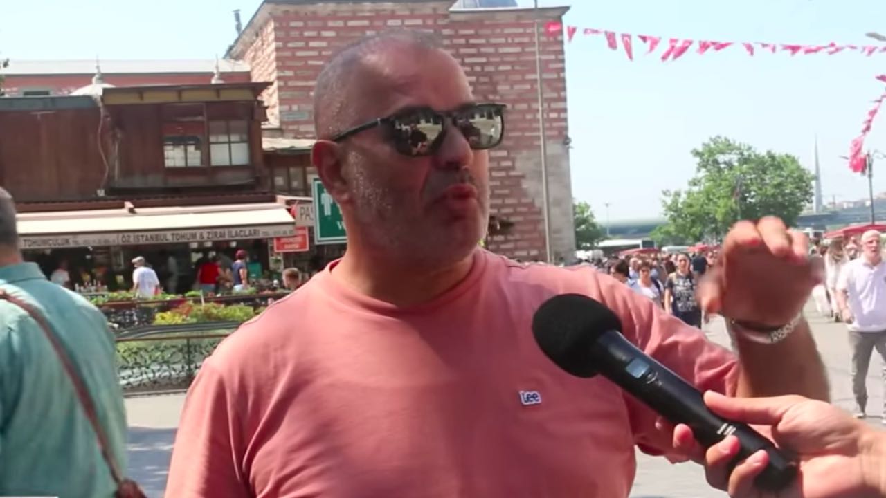 35 yıl Almanya'da yaşadım diyen adam ''Gurbetçiler Türkiye'ye gitmek için kredi çekiyor'' dedi