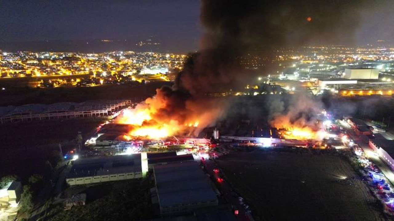 Bursa’daki yangın 9 fabrikaya sıçradı