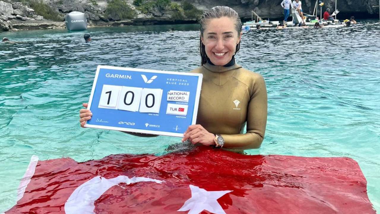 Şahika Ercümen, 100 metrede Türkiye rekoru kırdı