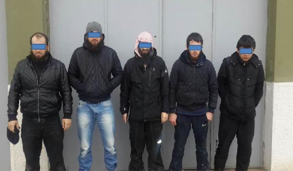 Suriye sınırında 19 Alman IŞİD'li yakalandı