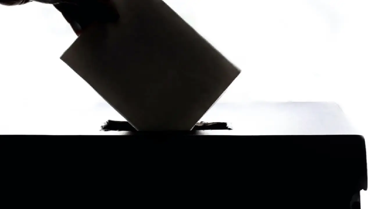Polonya,  göçmenlerle ilgili referandum yapacak