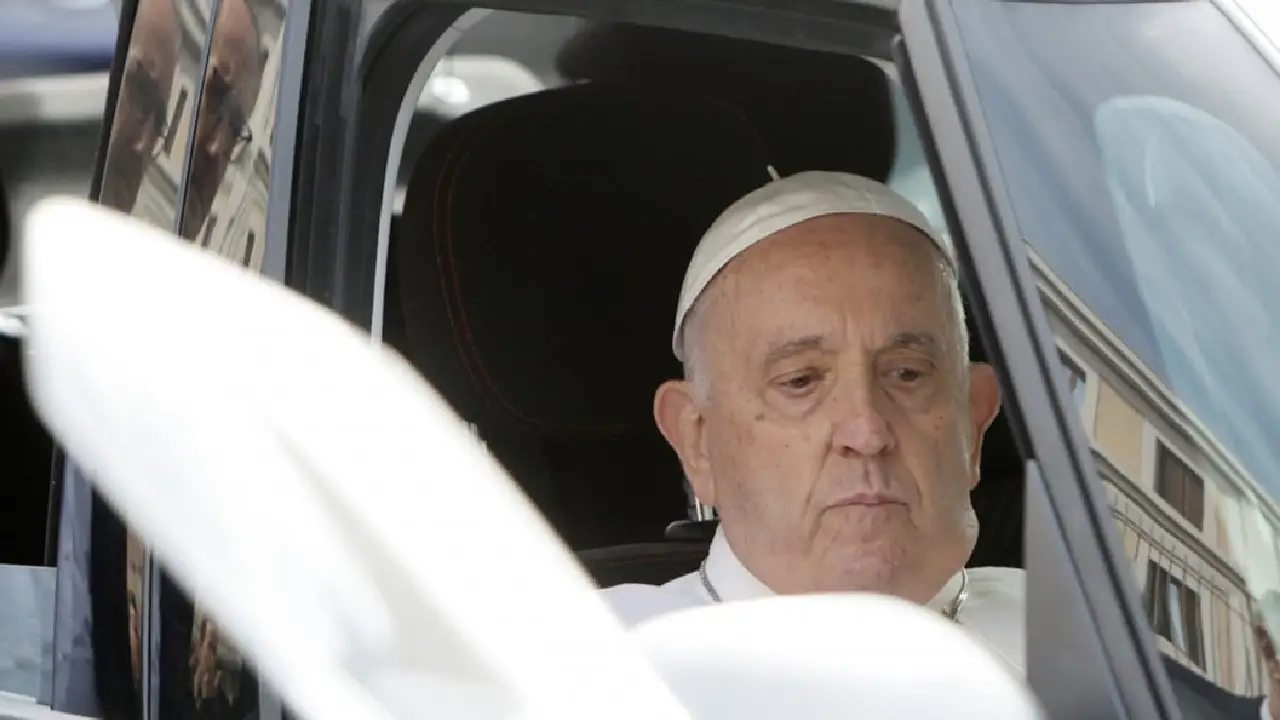 Papa'dan siyasetçilere çağrı
