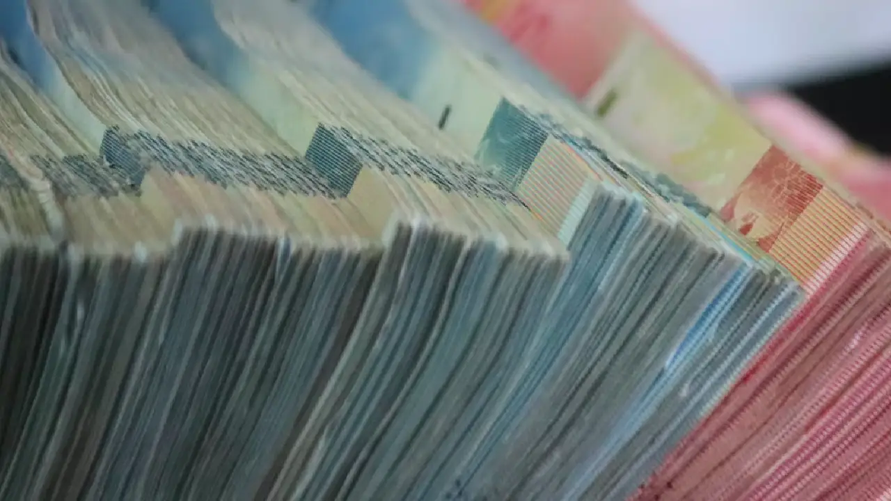 Rusya'da olağanüstü 'ruble' toplantısı