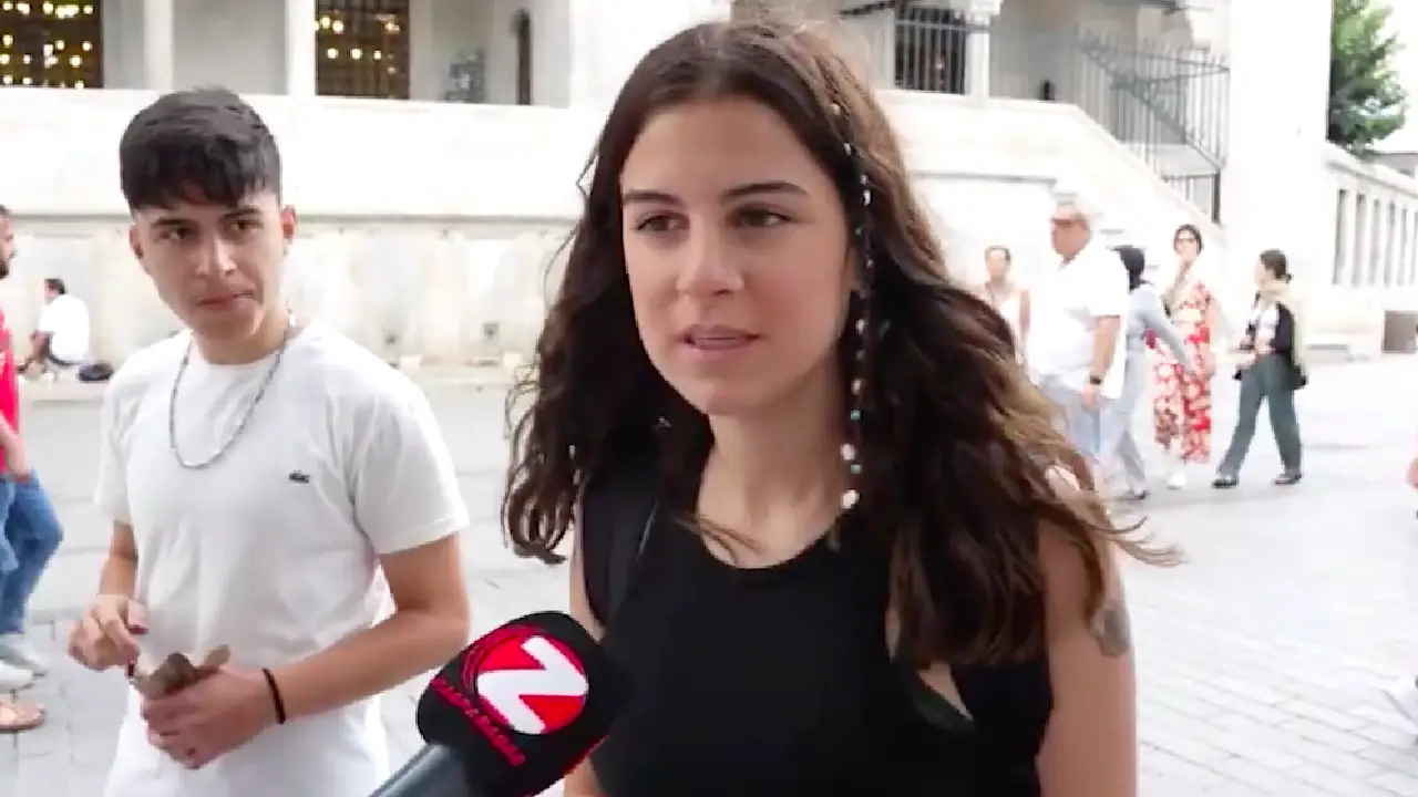Almanya'da yaşayan genç kız '' Ben Reisçiyim, bizim paramız Almanya'da değersiz burada çok paramız oluyor''