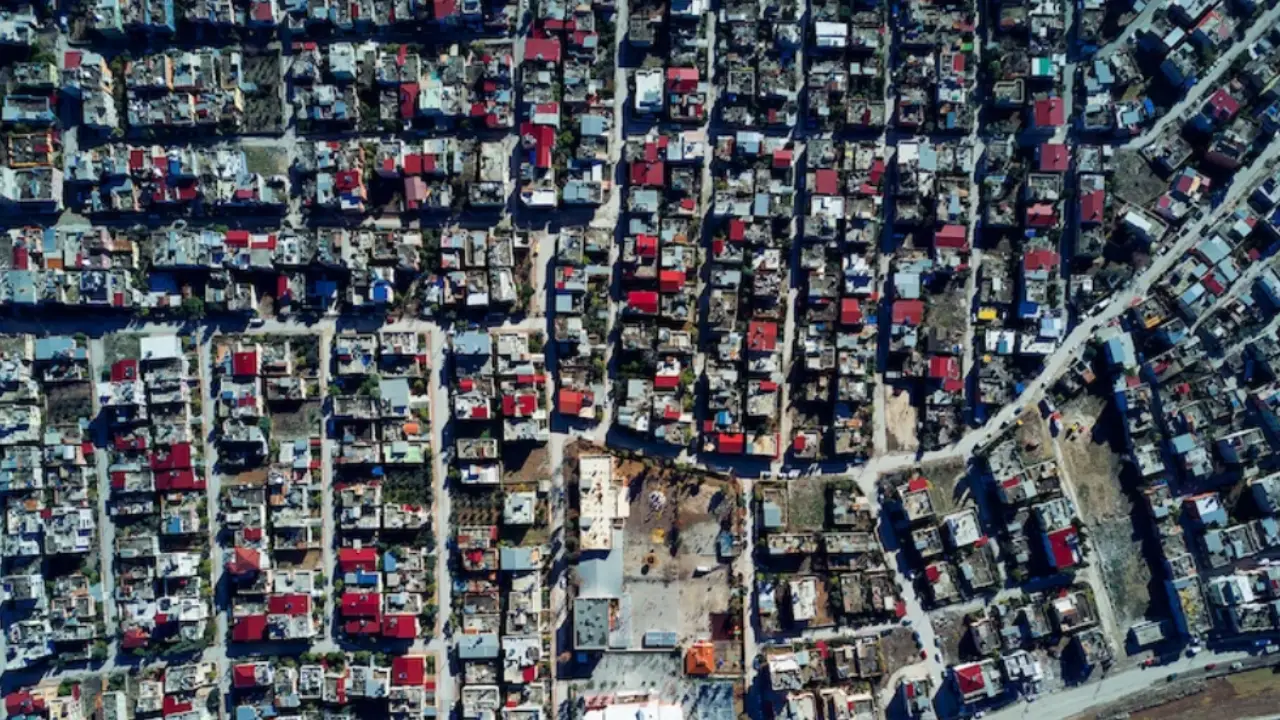 Almanya'da "emekli olan Adana'ya gitsin" tavsiyesi