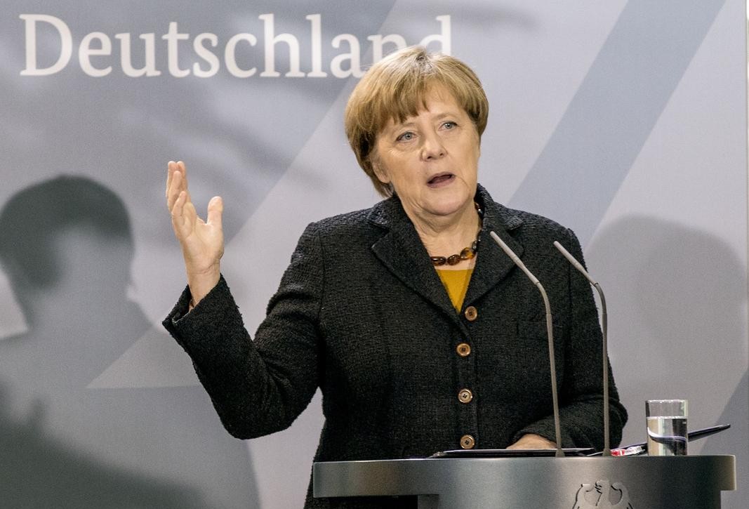 Merkel: Tacizciler sınırdışı edilecek