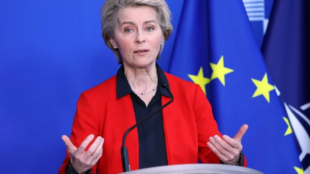 Leyen'in Yunanistan tatili ortalığı karıştırdı!