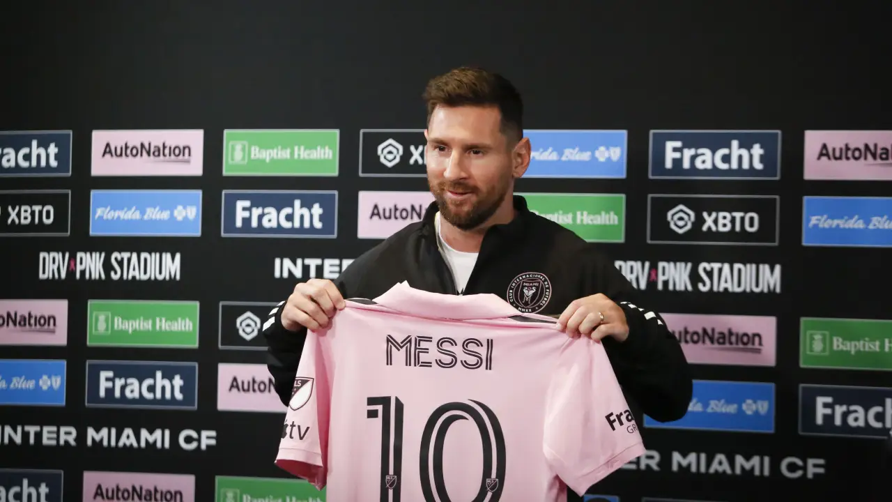 Messi, Inter Miami formasıyla Ligler Kupası'nı kazandı