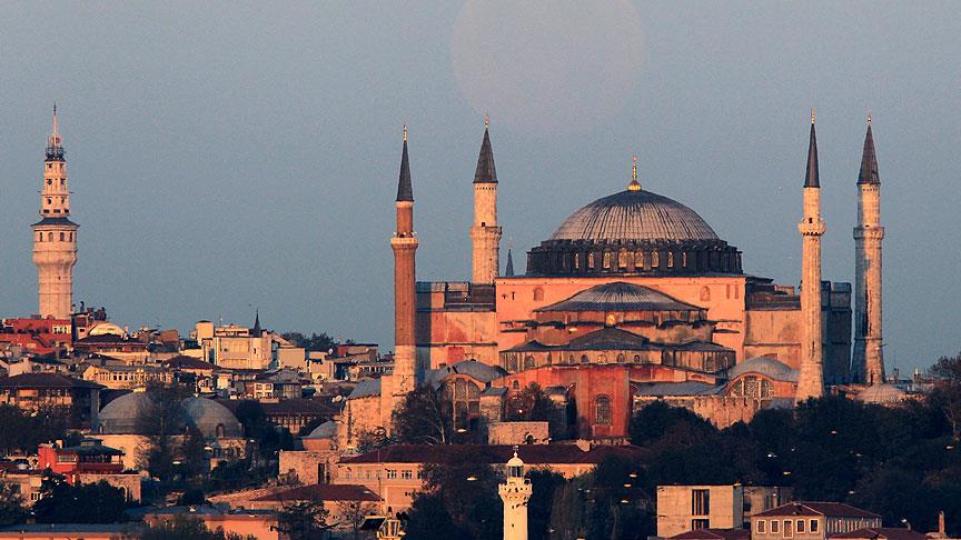 'Ayasofya ibadete açılsın' teklifi