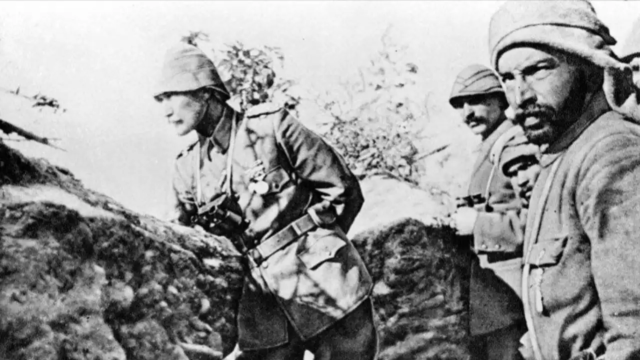 Çanakkale siperinden çıkardığı o askere terhisini verip evine gönderdi