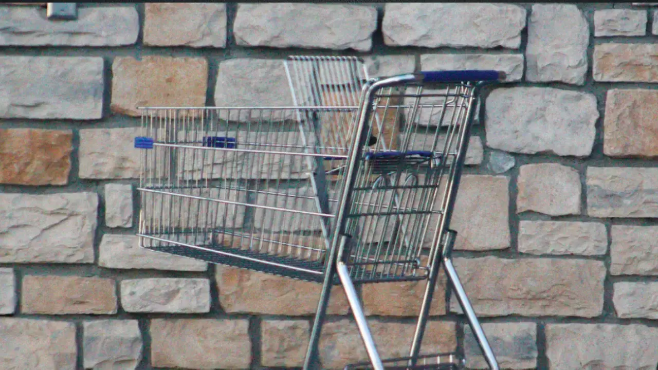 Rewe'den boş raflara ilişkin açıklama