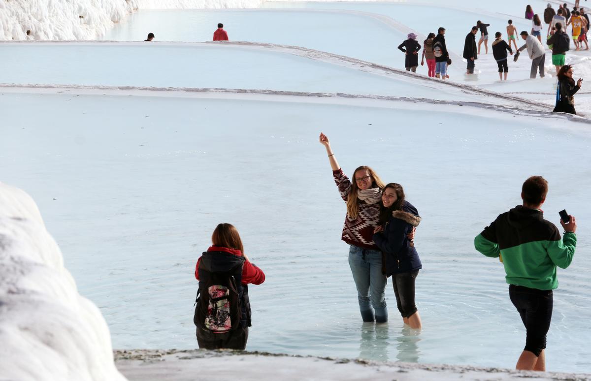 Almanlar yılbaşında Pamukkale'yi tercih etti