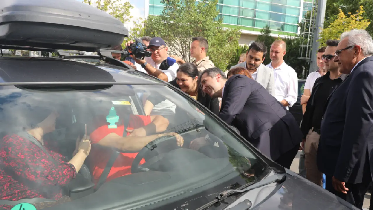 AK Partili Sırakaya: Gurbetçiler bu ülkenin kırmızı çizgisidir...