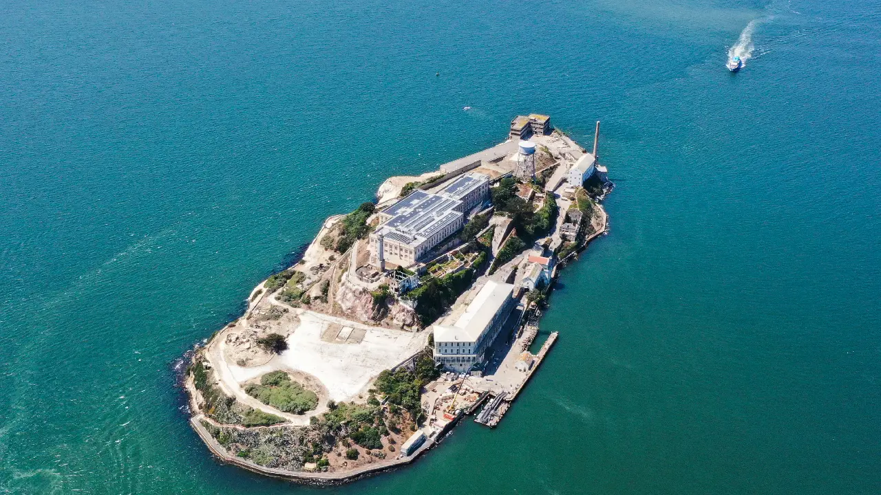 Kaçış neredeyse imkansızdı: Alcatraz Hapishanesi...